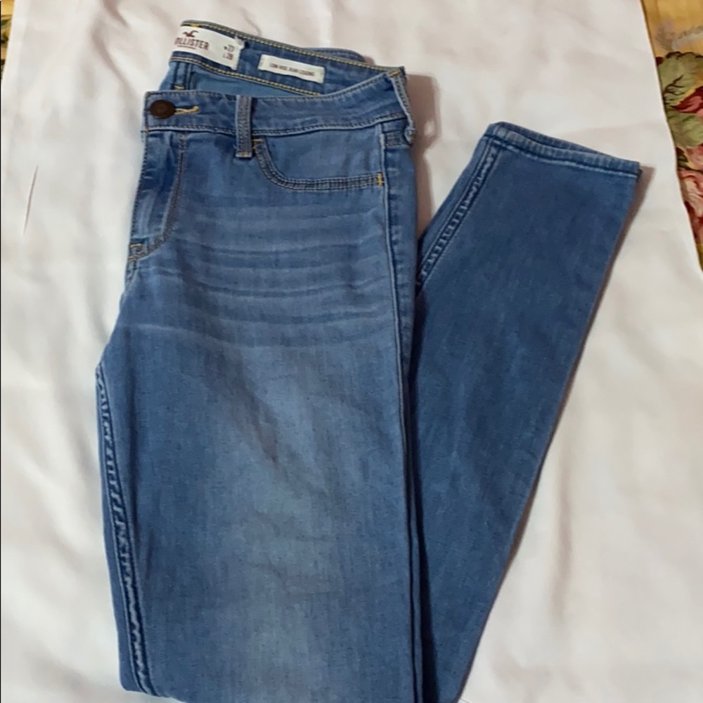 Hollister Low rise jean leggings